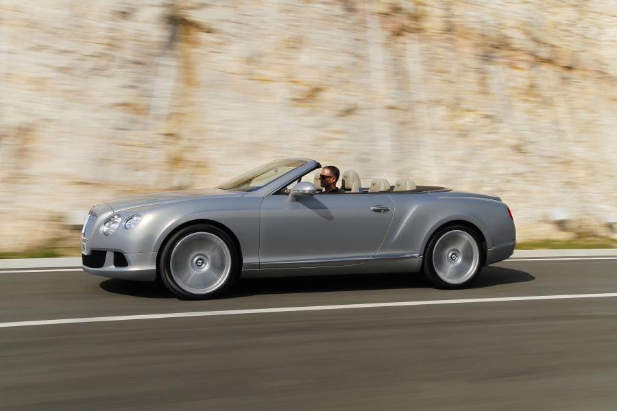  Bentley Continental GTC 2011 года  (фото 41 из 167)